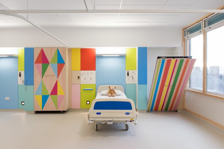 英國NHS醫(yī)院vi設(shè)計(jì)，醫(yī)院logo設(shè)計(jì)